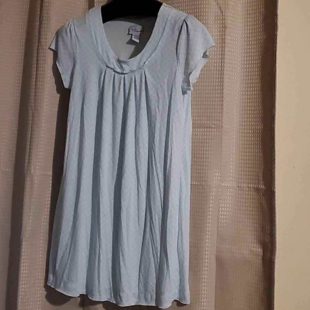 Jaclyn Imtimates woman gown L